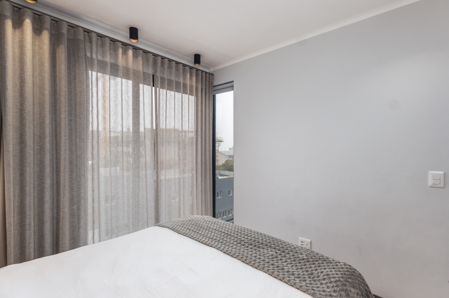 1 Bedroom Property for Sale in Green Point Western Cape